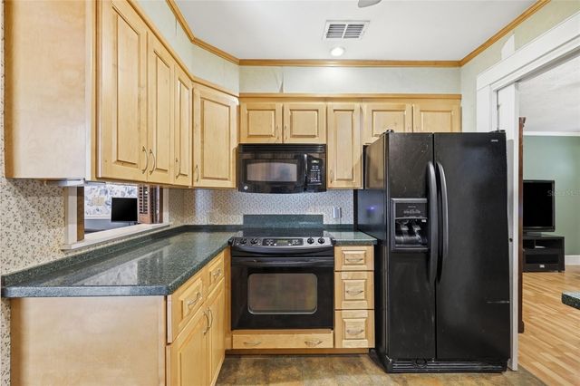 800 VIRGINIA AVENUE, St Cloud, FL 34769