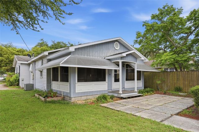 800 VIRGINIA AVENUE, St Cloud, FL 34769