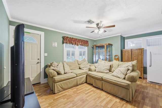 800 VIRGINIA AVENUE, St Cloud, FL 34769