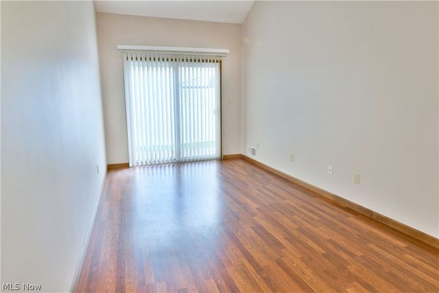 3406 Ivy Hill Circle B, Cortland, OH 44410