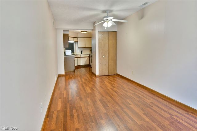 3406 Ivy Hill Circle B, Cortland, OH 44410