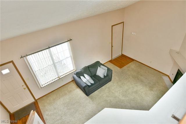 3406 Ivy Hill Circle B, Cortland, OH 44410