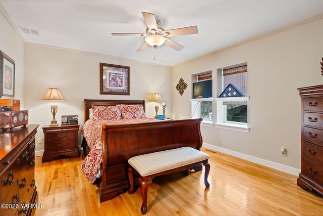 4305 Marylin Dr, Yakima, WA 98908