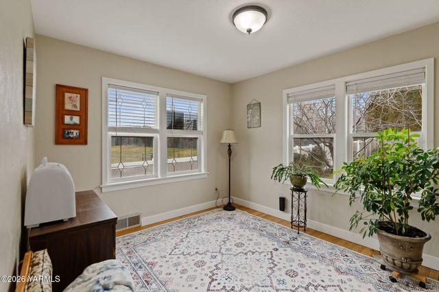 4305 Marylin Dr, Yakima, WA 98908