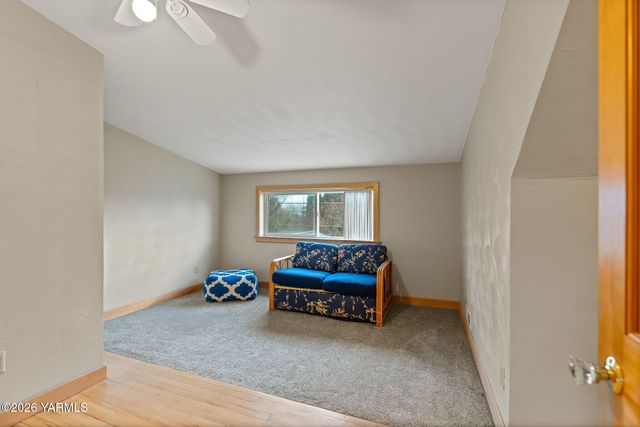 4305 Marylin Dr, Yakima, WA 98908