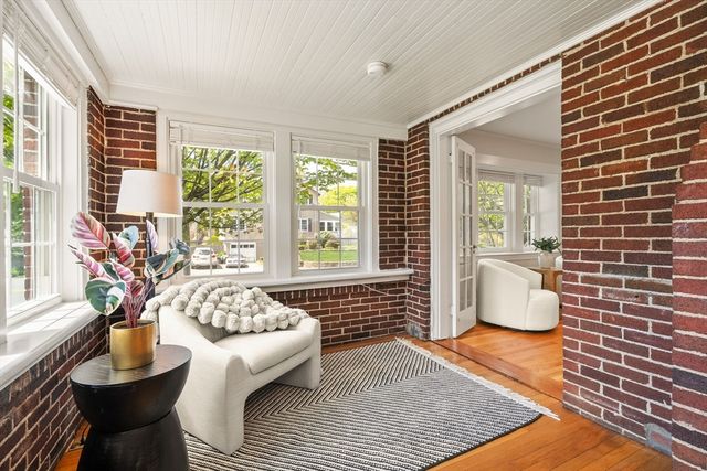 106 Central St, Hingham, MA 02043