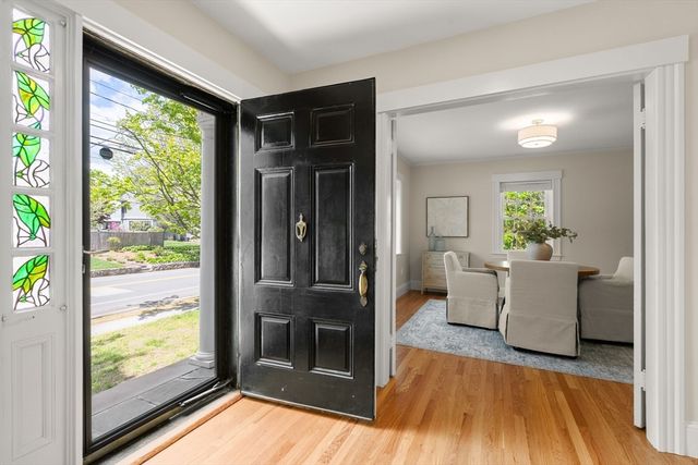 106 Central St, Hingham, MA 02043