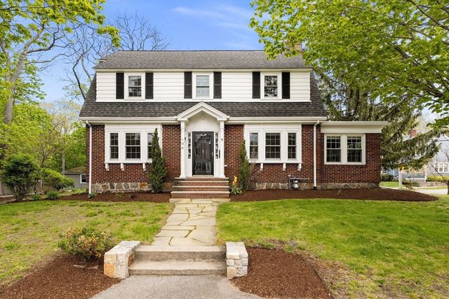 106 Central St, Hingham, MA 02043