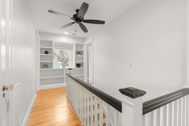 106 Central St, Hingham, MA 02043