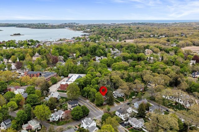 106 Central St, Hingham, MA 02043