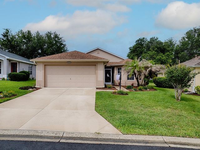 5052 CHINA SEA, Tavares, FL 32778