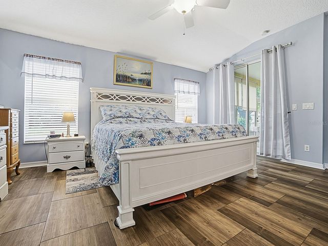 5052 CHINA SEA, Tavares, FL 32778
