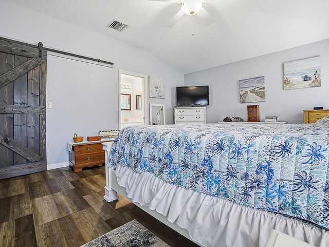 5052 CHINA SEA, Tavares, FL 32778