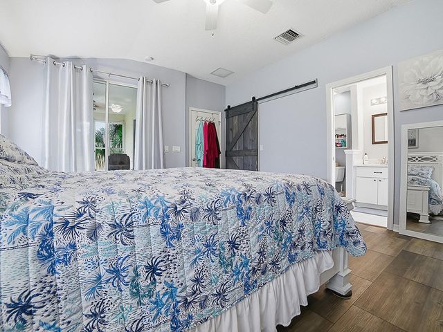 5052 CHINA SEA, Tavares, FL 32778