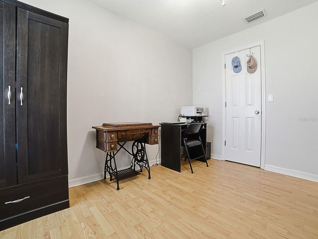 5052 CHINA SEA, Tavares, FL 32778