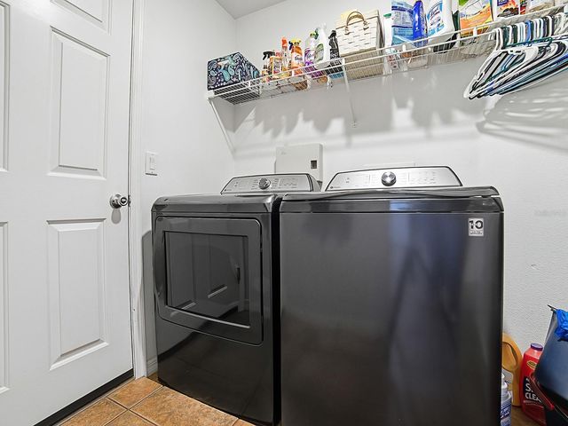 5052 CHINA SEA, Tavares, FL 32778