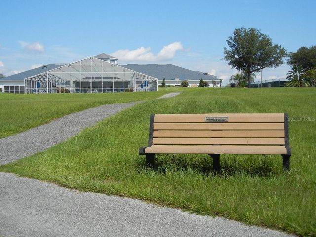 5052 CHINA SEA, Tavares, FL 32778