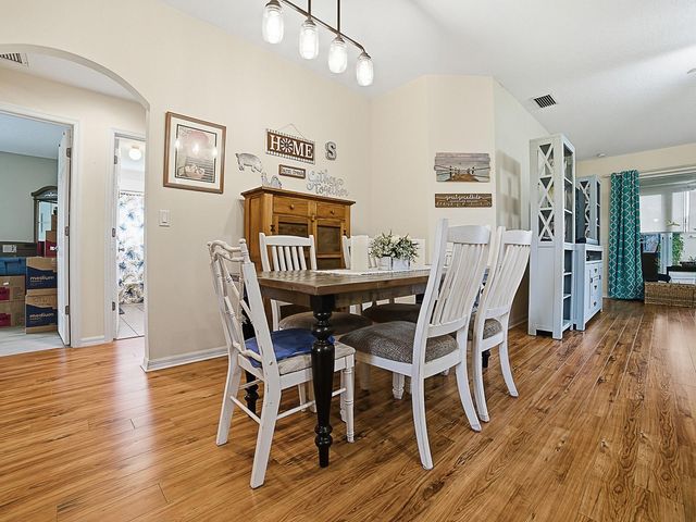 5052 CHINA SEA, Tavares, FL 32778