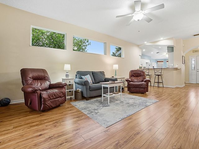 5052 CHINA SEA, Tavares, FL 32778