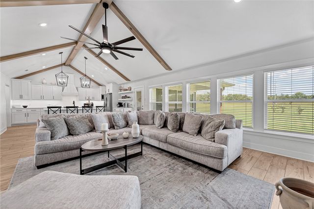 1050 NW Daniels Road, Bentonville, AR 72713