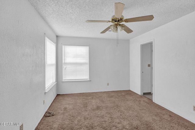 1439 JIM LARABEL Drive, El Paso, TX 79936