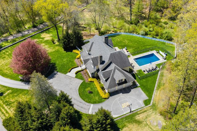 84 Twin Lakes Drive, Bedford, NY 10506