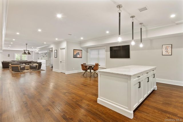 84 Twin Lakes Drive, Bedford, NY 10506