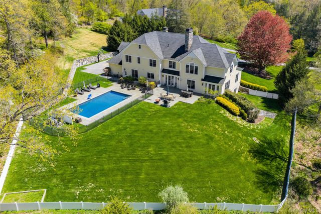 84 Twin Lakes Drive, Bedford, NY 10506