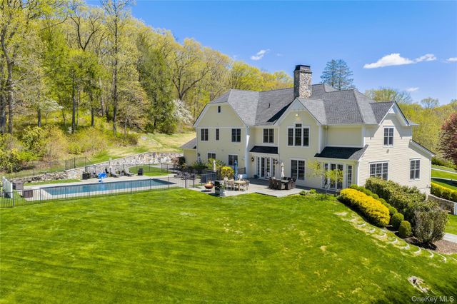 84 Twin Lakes Drive, Bedford, NY 10506