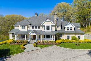 84 Twin Lakes Drive, Bedford, NY 10506