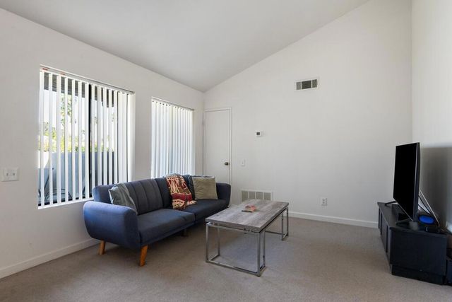 351 N Hermosa Drive 4b2, Palm Springs, CA 92262