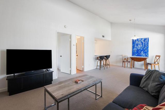 351 N Hermosa Drive 4b2, Palm Springs, CA 92262