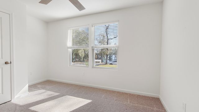 252 Squirrel Road, Defuniak Springs, FL 32433