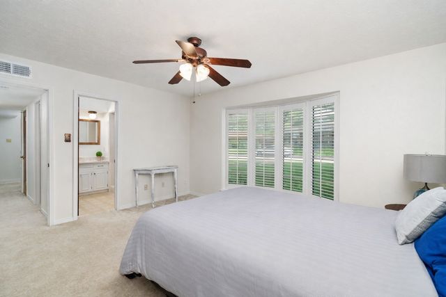 833 Ray Andra Drive, Desoto, TX 75115