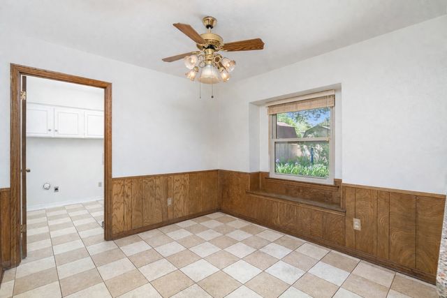 833 Ray Andra Drive, Desoto, TX 75115