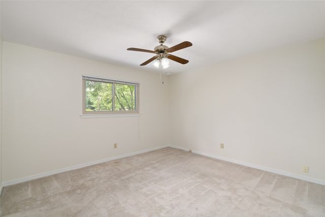 833 Ray Andra Drive, Desoto, TX 75115