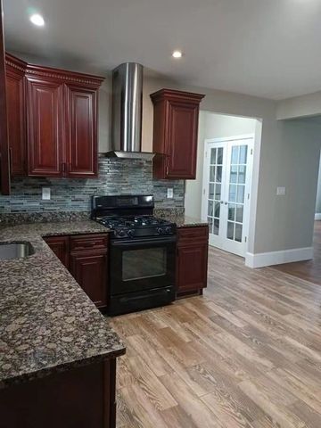 105 Washington St 1, Malden, MA 02148