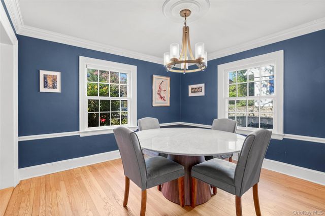 5 Wellyn Close, Bronxville, NY 10708