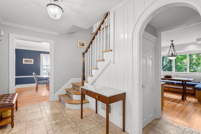 5 Wellyn Close, Bronxville, NY 10708