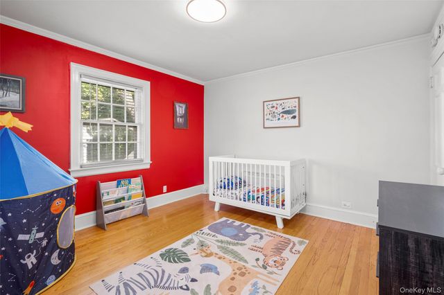 5 Wellyn Close, Bronxville, NY 10708