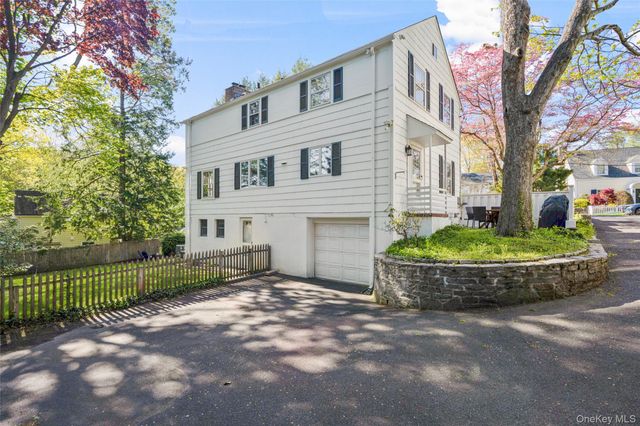 5 Wellyn Close, Bronxville, NY 10708