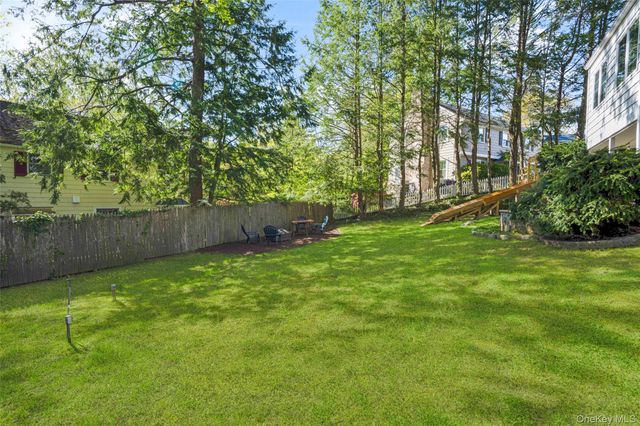 5 Wellyn Close, Bronxville, NY 10708