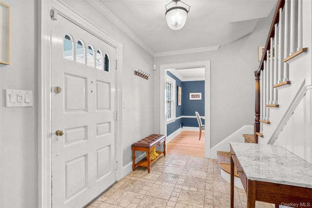 5 Wellyn Close, Bronxville, NY 10708