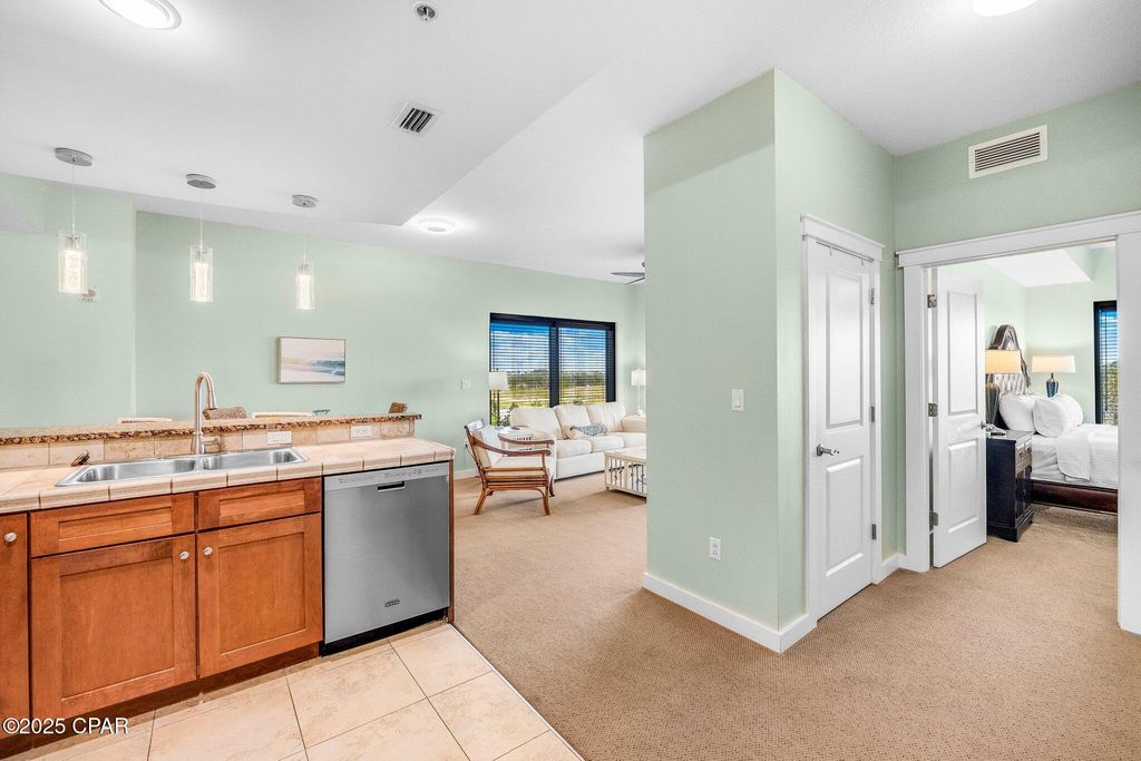 Image 9 of property listing at 15100 Front Beach Road 517, Panama City Beach, FL 32413