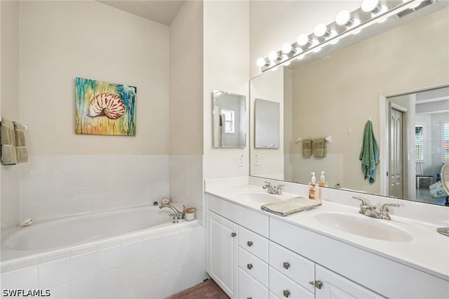 7895 Sanctuary CIR 117-1, Naples, FL 34104