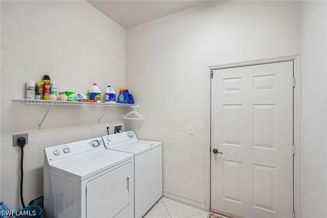 7895 Sanctuary CIR 117-1, Naples, FL 34104