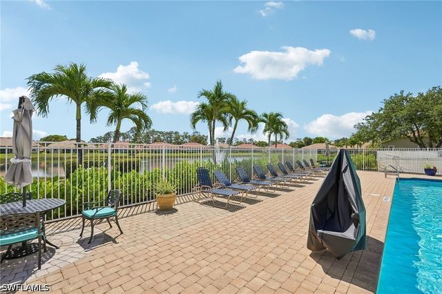 7895 Sanctuary CIR 117-1, Naples, FL 34104
