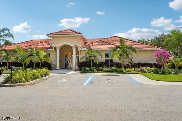 7895 Sanctuary CIR 117-1, Naples, FL 34104