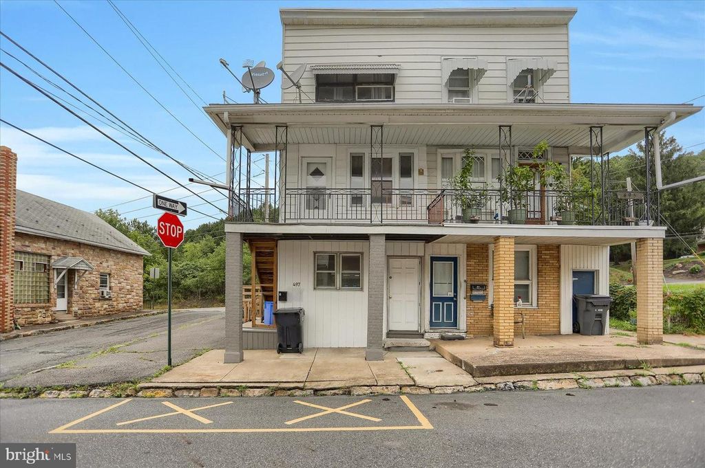 497 W GIRARD ST, Mt Carmel, PA 17851