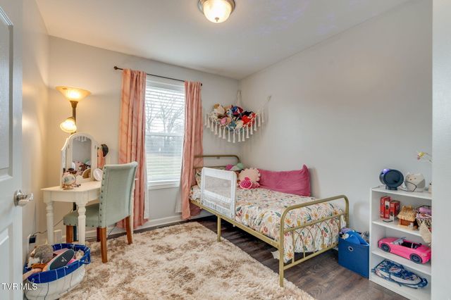 425 Manchester Place -, Bristol, TN 37620